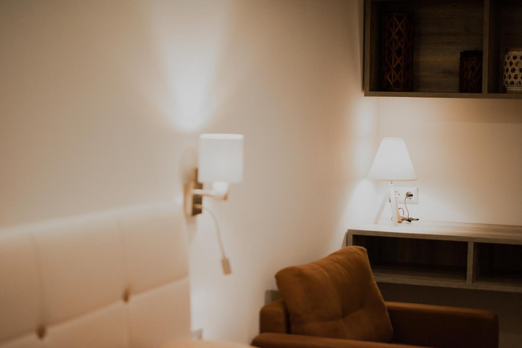 Akron Luxury Holidays מלון 2*